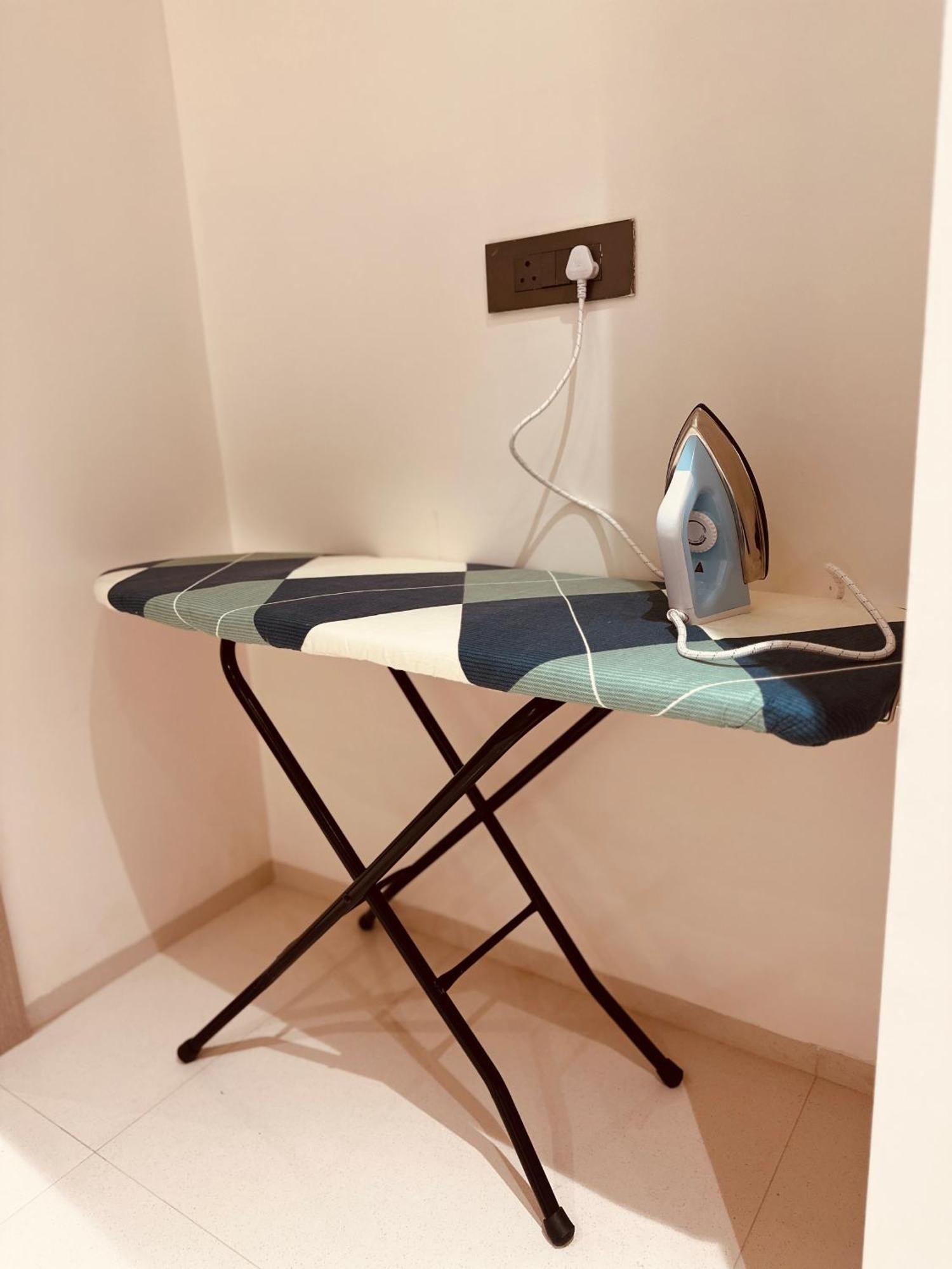 The Lodgers 2 Bhk Serviced Apartment Near Artemis Hospital Sector 57 Gurgaon - Nearest Metro Station Sector 54 Chowk Kültér fotó